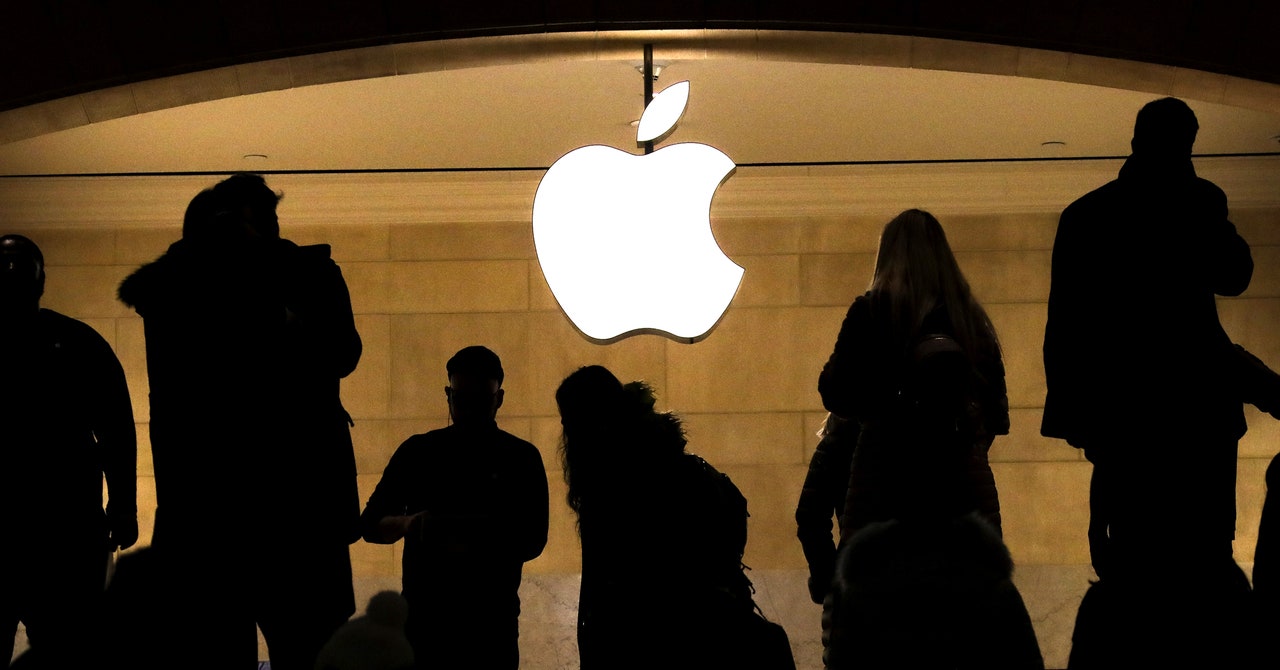 Apple and Meta gave user data to hackers posing as police